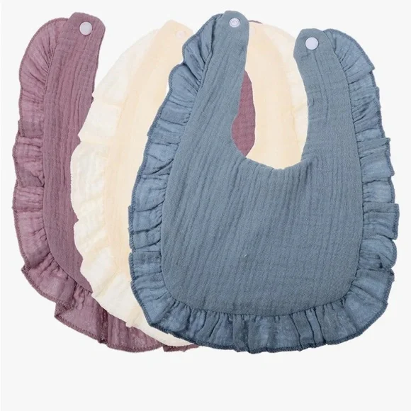 5 muslin ruffle bibs - Picture 7 of 7